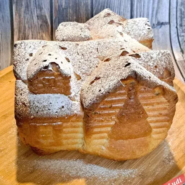 Chalet brioché à la fleur d'oranger 