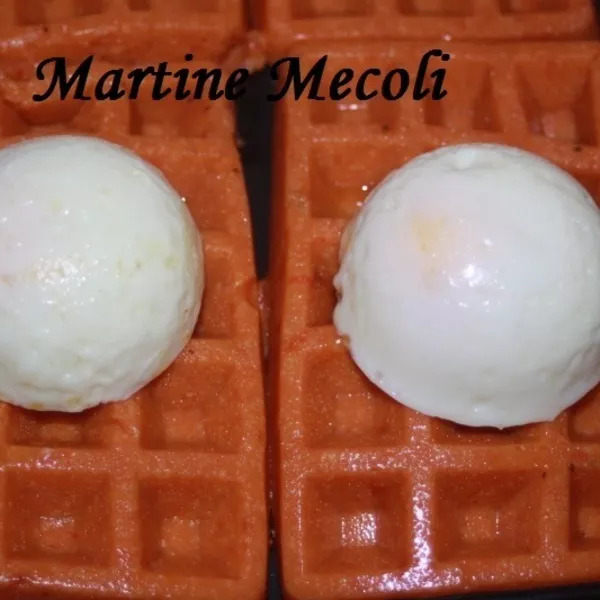 Gaufres de polenta au concassé de tomates et oeufs miroir sans cook'in