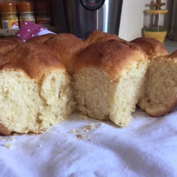 brioche filante à la fleur d'oranger sans lactose