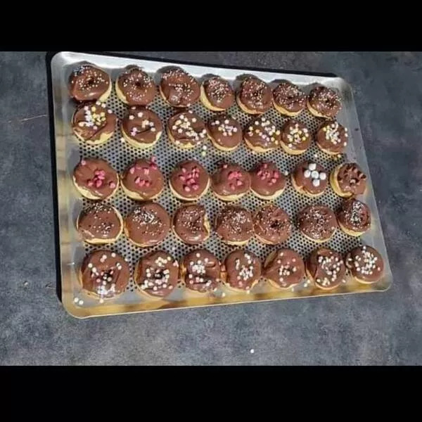 Mini donuts à la machine : Recette de Mini donuts à la machine