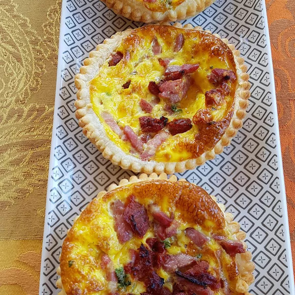 Quiches lardons et tomates séchées