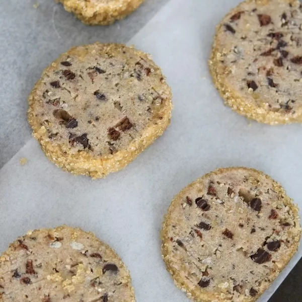 Biscuits aux graines et chocolat