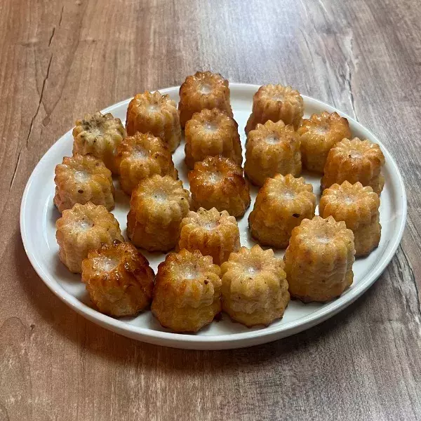 Mini cannelés salés