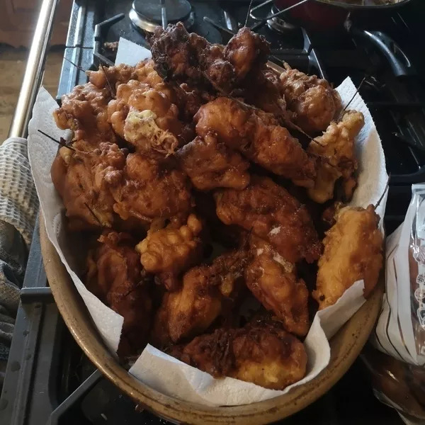 Beignets aux fleurs d'acacia 