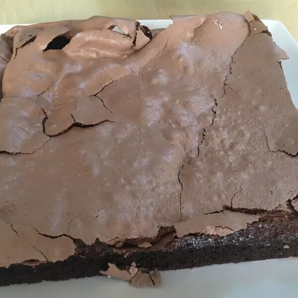 Gâteau au chocolat meringué