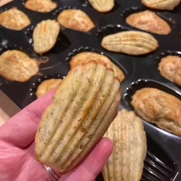 Madeleines au saumon fumé