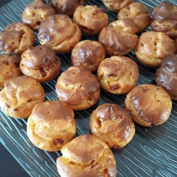 Gougères Basques