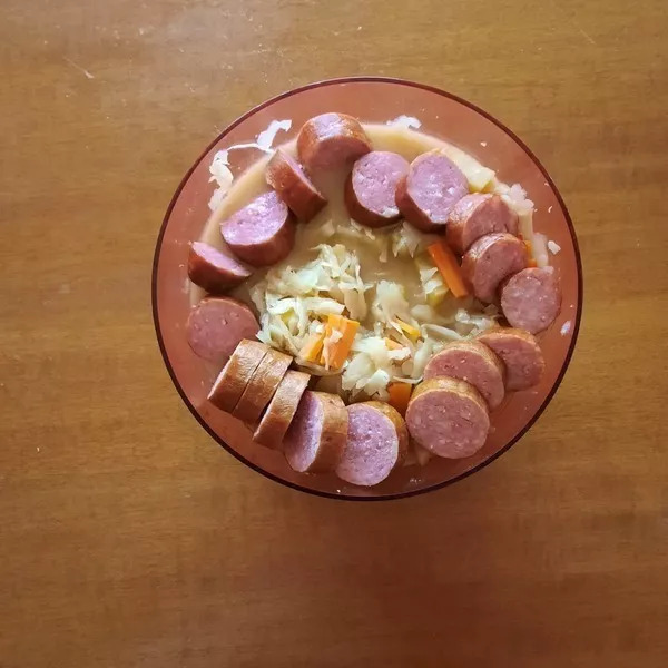 Potée de choux à la saucisse de Morteau