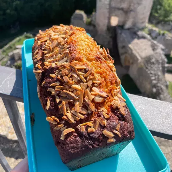 Gâteau du voyageur au miel et aux amandes 