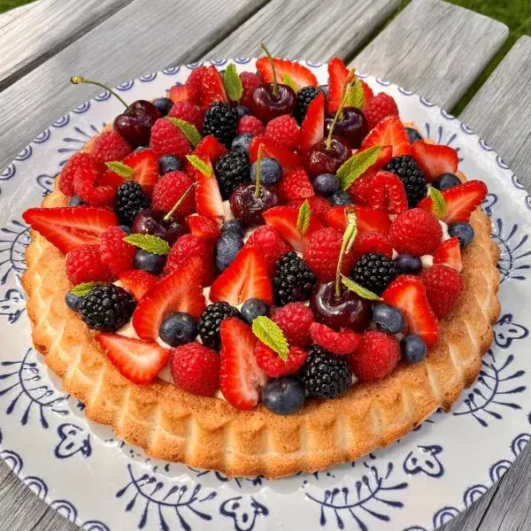 Tarte dacquoise aux fruits frais