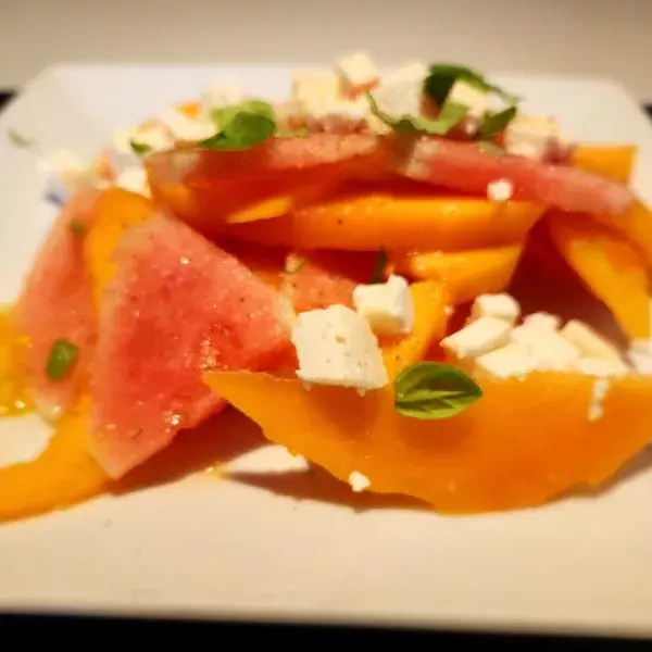 Salade melon, tomates, pastèque, feta