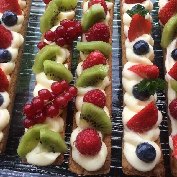 Tartes aux fruits en long