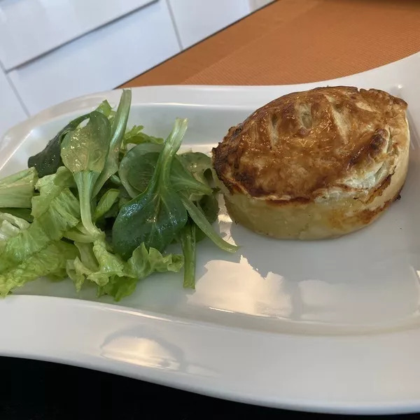 Tourte au poulet et aux champignons