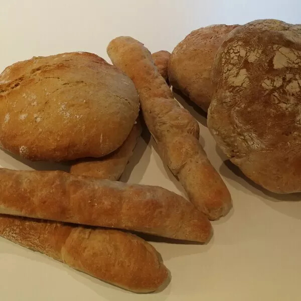 Pain ou 4 Baguettes avec levure fraîche