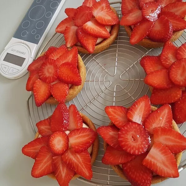 TARTE AUX FRAISES PORTIONS INDIVIDUELLES AVEC I-COOK'IN