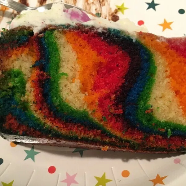 GATEAU LICORNE OU ZEBRA CAKE MULTICOLORE