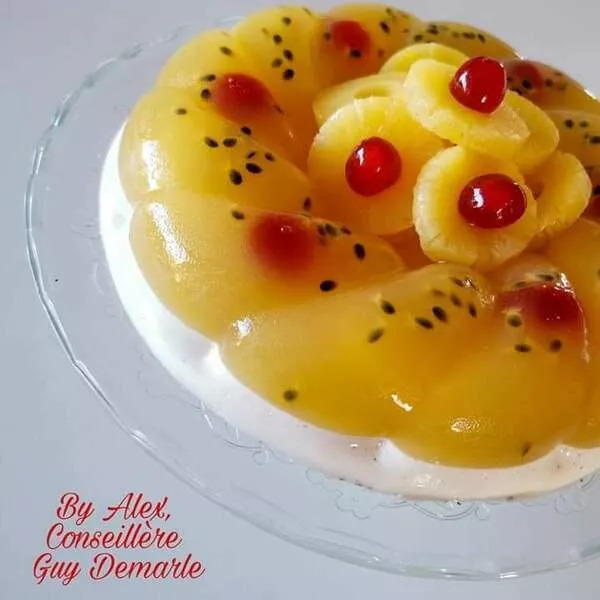 Couronne de pana cotta et sa gelée exotique