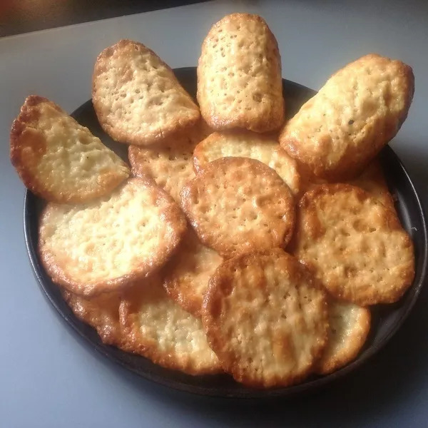 Gaufrettes dentelles aux amandes (Dude)