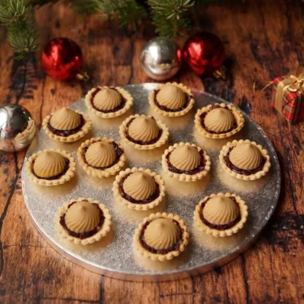 Tourbillons de foie gras sur compotée d'oignons