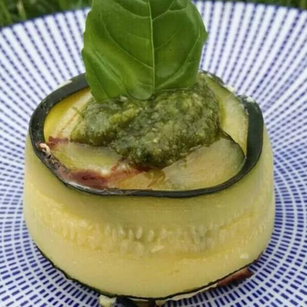 TIMBALES DE COURGETTES AU BRUCCIO