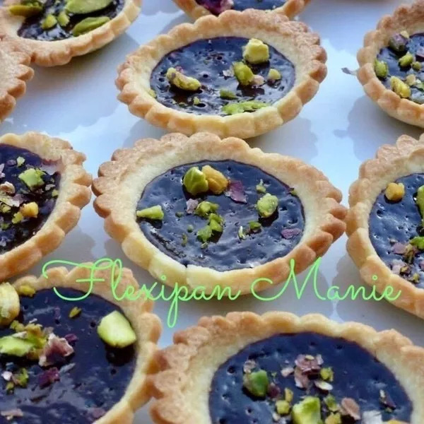 Mini-tartelettes au chocolat et à la pistache