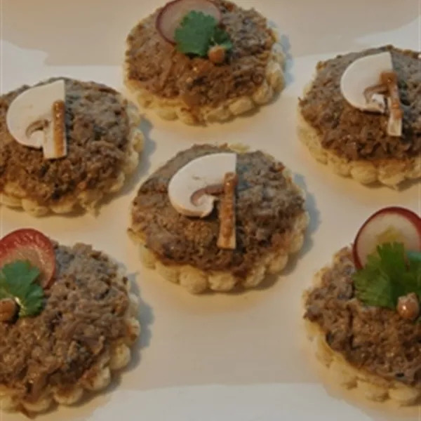 Canapés aux champignons de Paris