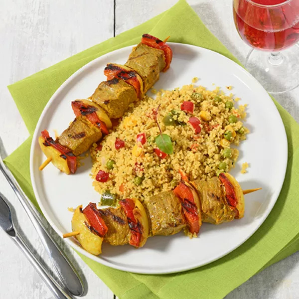 Brochettes d'agneau au curcuma