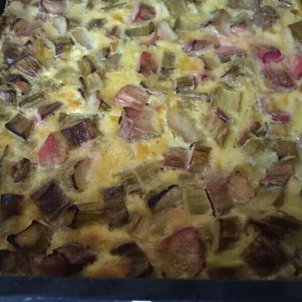 Clafoutis à la rhubarbe