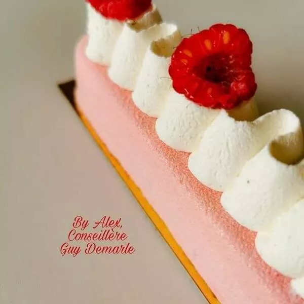 Entremets vanille framboise