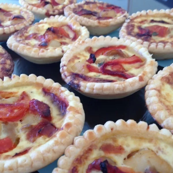 Tartelettes aux pétoncles et poivrons rouges