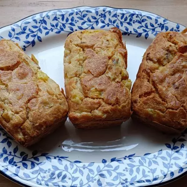 Cakes courgette/chèvre/lardons