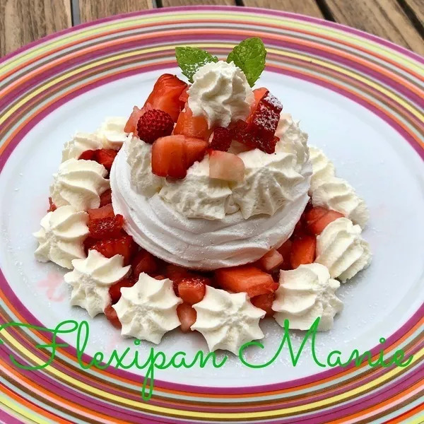 Pavlova aux fraises