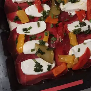 Croc à l'italienne avec antipastis