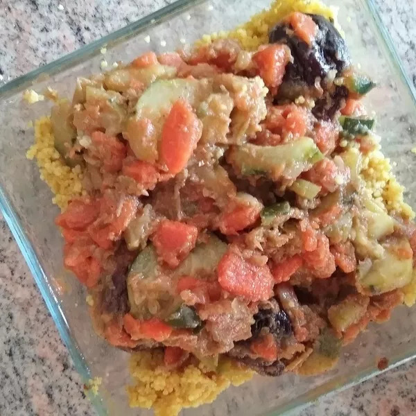 Tajine de poulet aux légumes 