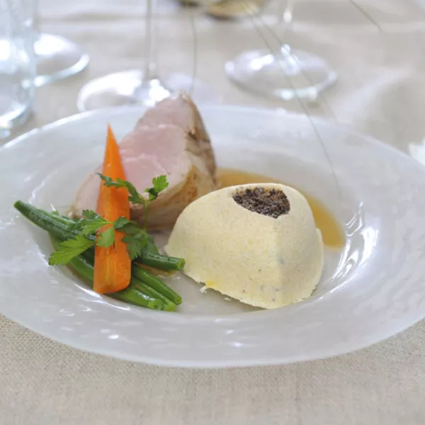 Veau et Saphir de polenta aux truffes et morilles