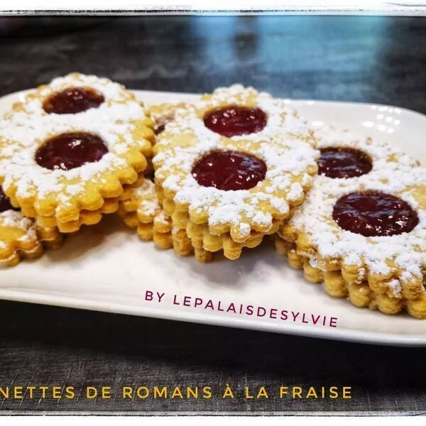 Lunettes de Romans à la confiture de fraises