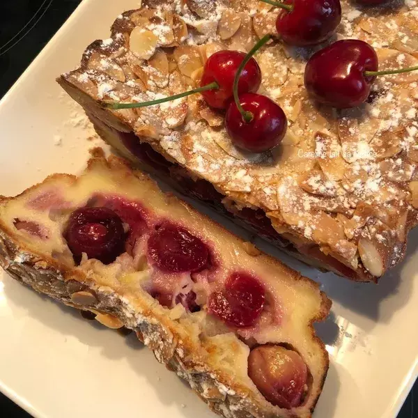 Clafoutis aux cerises et aux amandes 