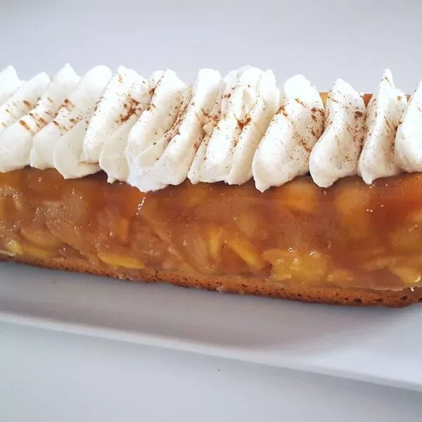 Bûche Tatin Savarin aux pommes caramélisées