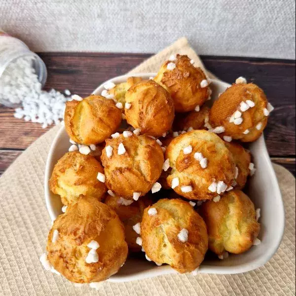 Chouquettes