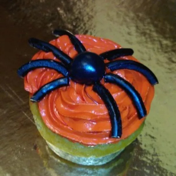 Cupcakes Halloween (potiron amandes) 30 mini muffins