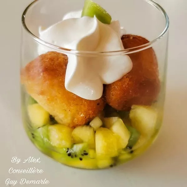 Verrine savarin exotique