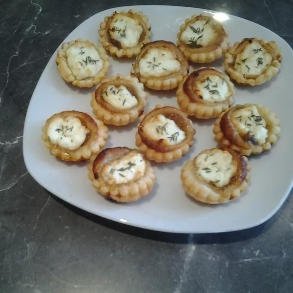 Mini quiches sucrées salées