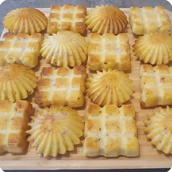 Petits Gâteaux de Pommes de Terre, Fromage Fines Herbes et Lamelles de jambon