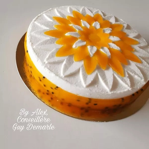 Entremets coco ananas passion