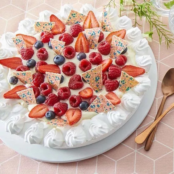 Pavlova aux fruits rouges