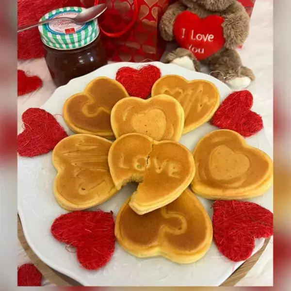 Love Pancakes