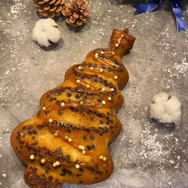 Sapin aux pommes et aux pépites de chocolat