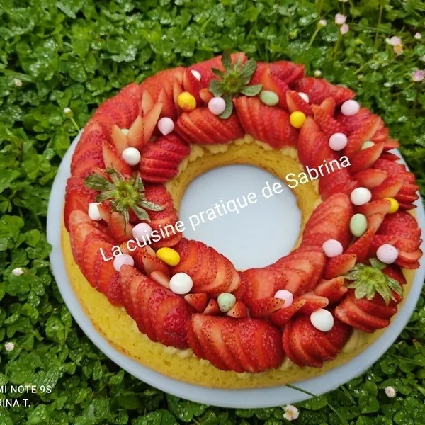 Tarte couronne aux fraises