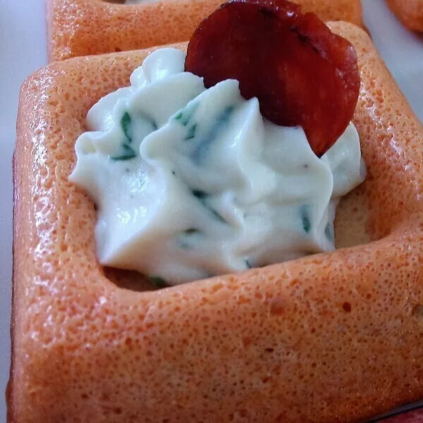 Mousse Poivrons / Chorizo chantilly au chèvre