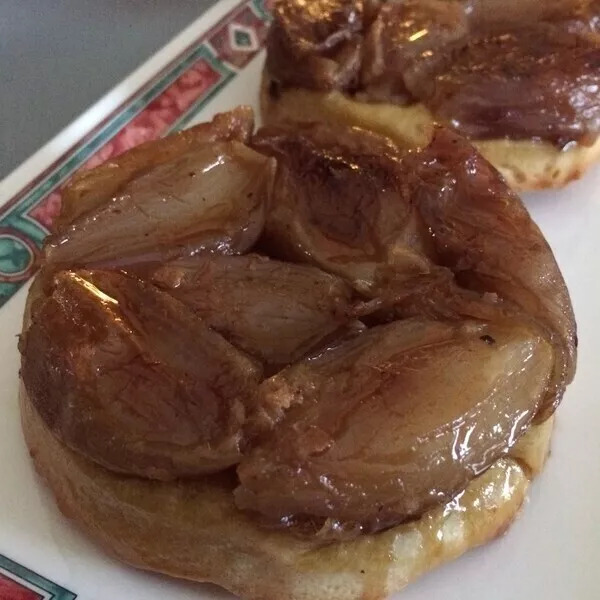 Tarte tatin aux Echalotes